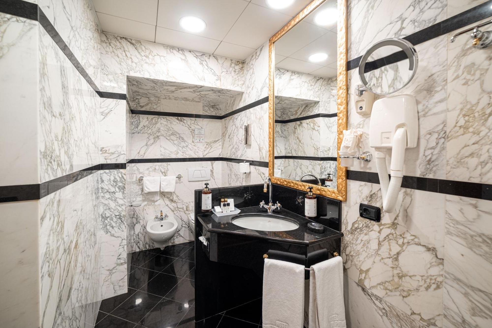Phi Hotel Principe Cuneo Ngoại thất bức ảnh