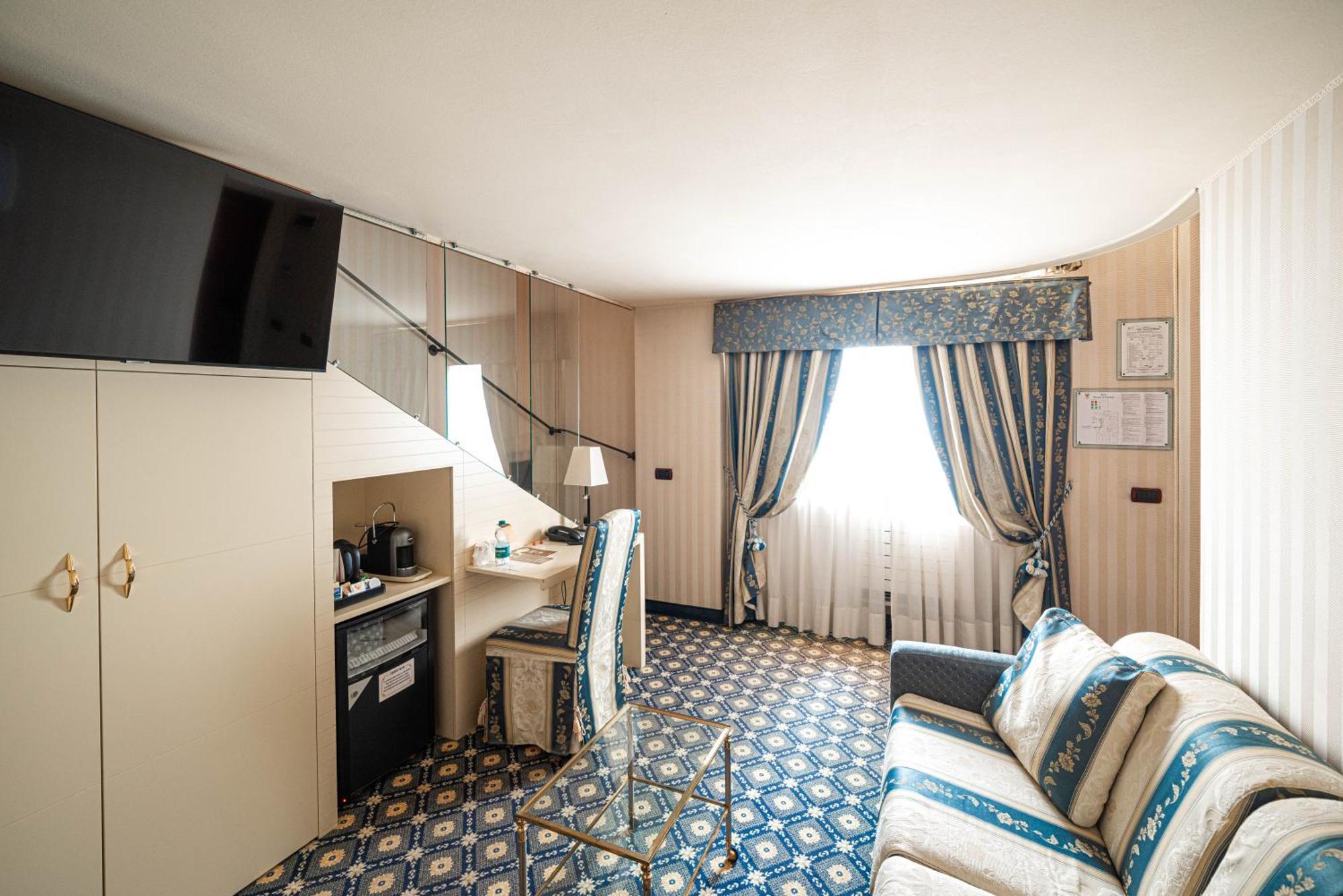 Phi Hotel Principe Cuneo Ngoại thất bức ảnh