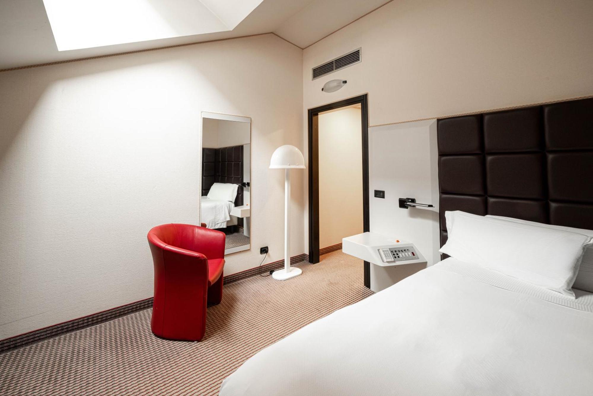 Phi Hotel Principe Cuneo Ngoại thất bức ảnh