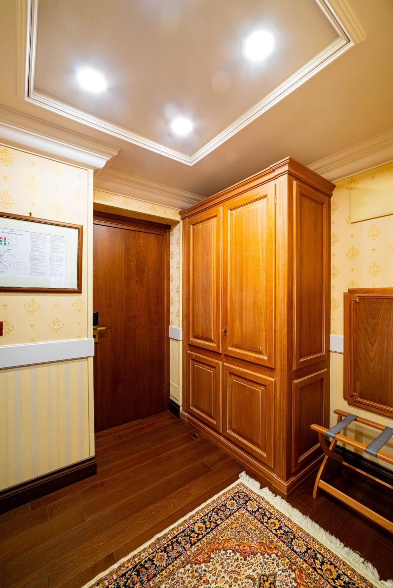 Phi Hotel Principe Cuneo Ngoại thất bức ảnh