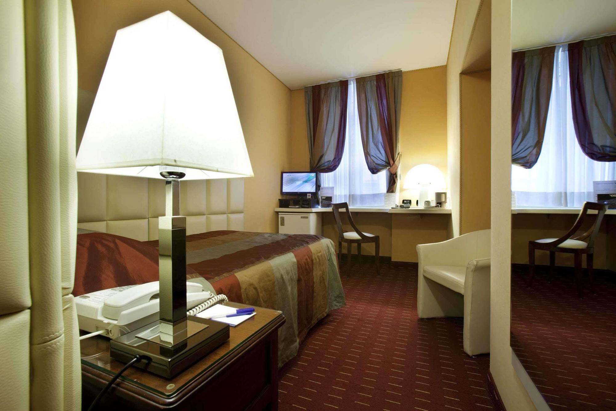 Phi Hotel Principe Cuneo Ngoại thất bức ảnh